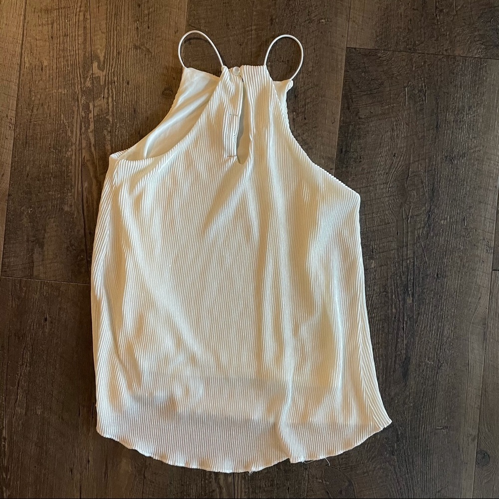 Derek Heart Halter Tank Top - Picture 3 of 4
